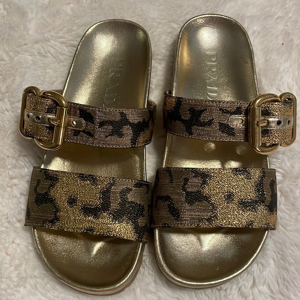 Prada slides